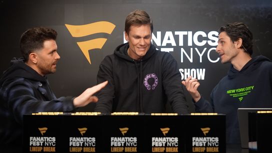Tom Brady trolls Logan Paul, unveils star-studded lineup for Fanatics Fest NYC 2026 during livestream giveaway taken in New York  (NFL)
